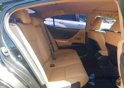 2024 Lexus Es 300H z USA, uszkodzony, nr VIN 58ADA1C1XRU048883